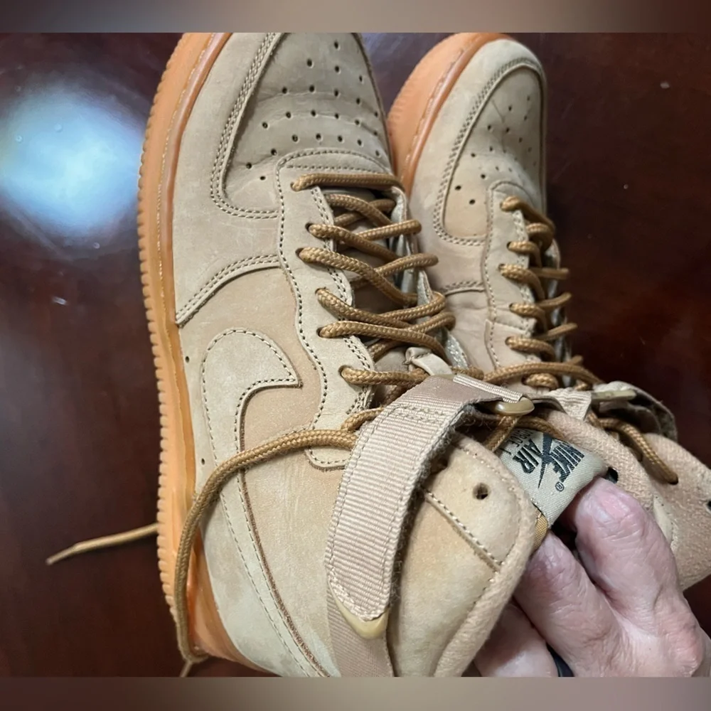 Nike Air Force One suede high top tennis shoes size 5 1/2 youth barely worn EUC